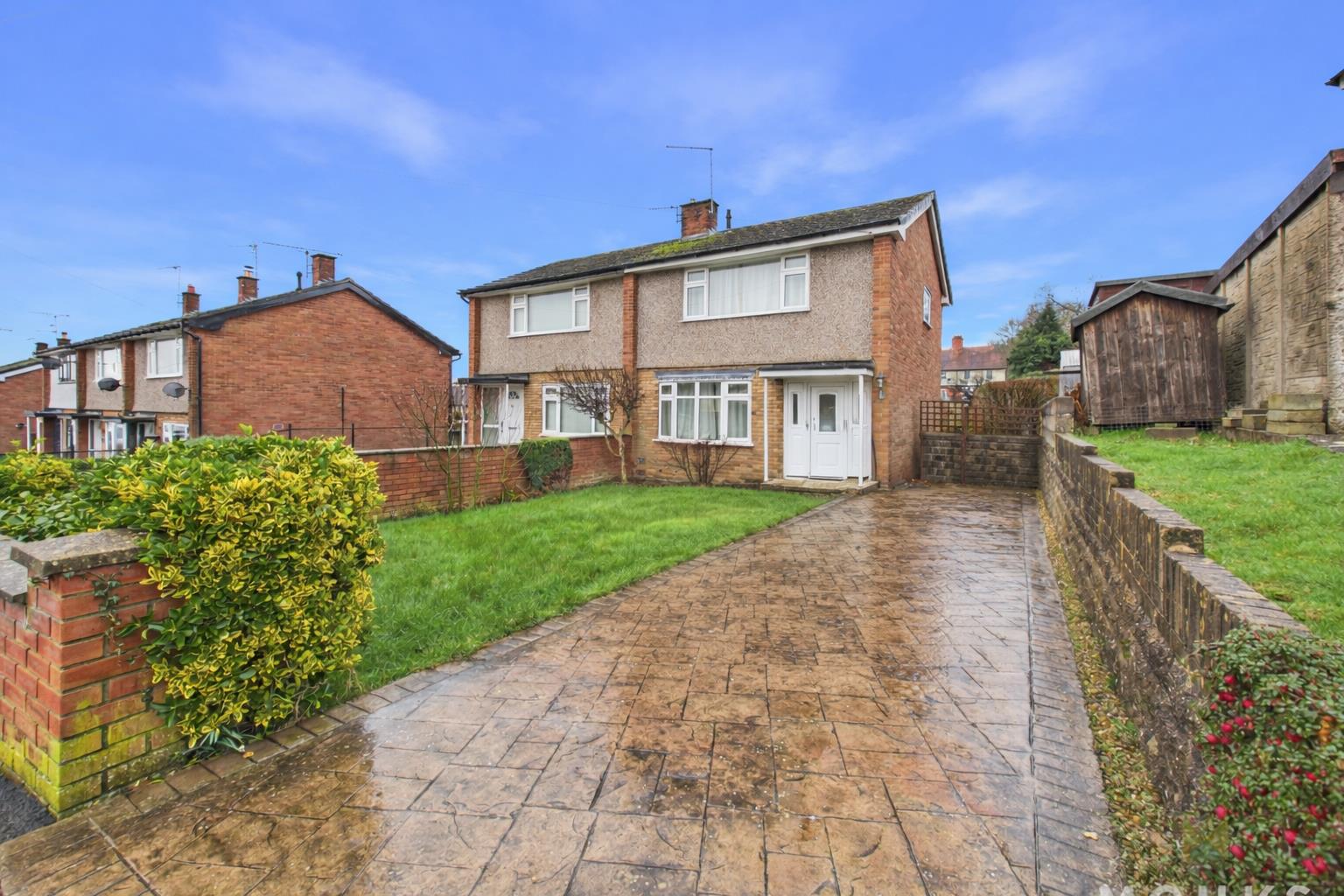 86 Vyrnwy Road, Oswestry, SY11 1NZ For Sale